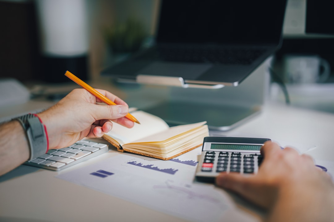 AI bookkeeping software dashboard for small business.