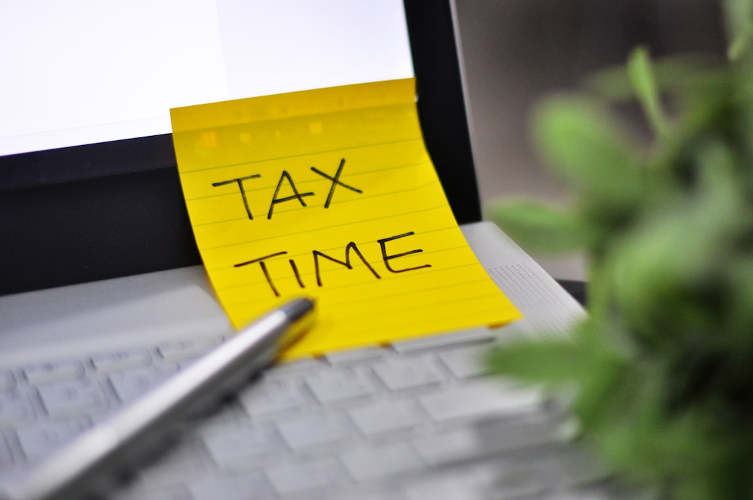 Various free tax filing options available to US taxpayers.
